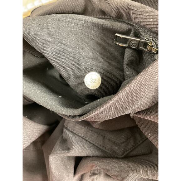 Lululemon ABC Classic Men's Pants in Black Size 32 x 29 - Picture 8 of 8